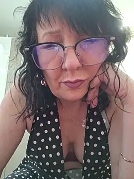 LaliaMia online show from 04.16.26