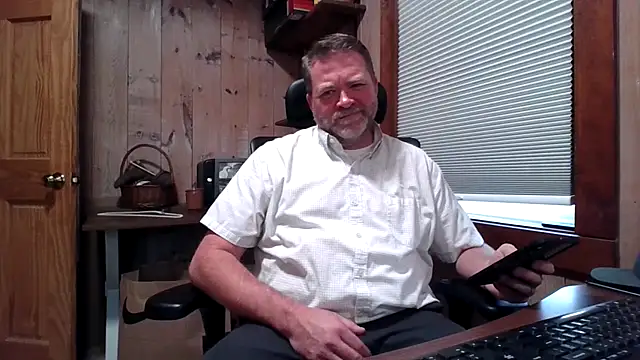 Snapshot of JJ_CONN78 chatting on 04.14.26 JJ CONN78 online show from 04.14.26