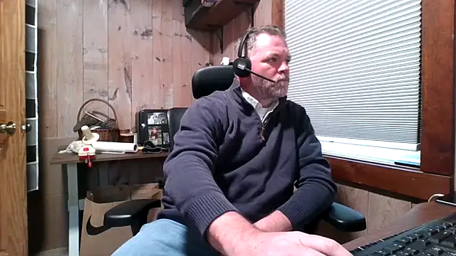 Snapshot of JJ_CONN78 chatting on 04.27.26 JJ CONN78 online show from 04.27.26