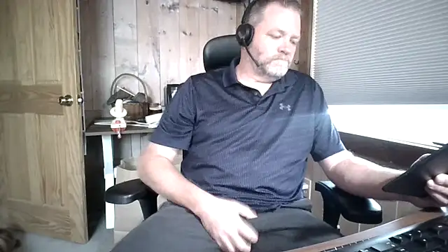 Snapshot of JJ_CONN78 chatting on 04.29.26 JJ CONN78 online show from 04.29.26