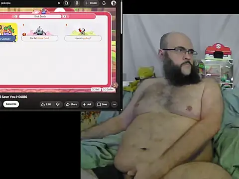 Snapshot of BriTheTopBear chatting on 07.18.26 BriTheTopBear online show from 07.18.26