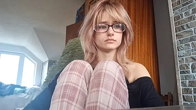 IceeWomen online show from 04.08.26