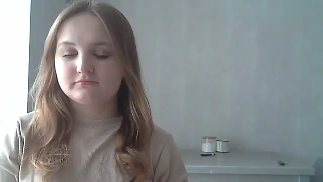 Snapshot of two_angels_ chatting on 04.07.26 two angels online show from 04.07.26