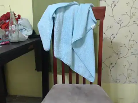 Yummy Katrina online show from 04.12.26