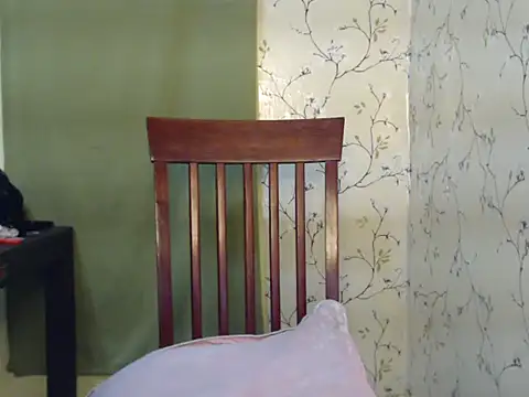 Yummy Katrina online show from 04.12.26