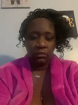 amberchill26 online show from 04.20.26