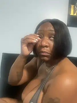 amberchill26 online show from 06.25.26
