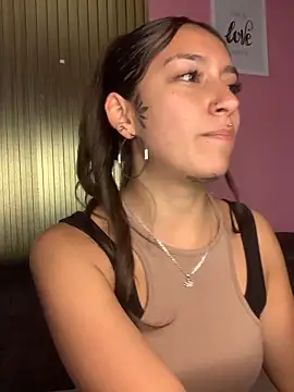 DulceLatinaxo online show from 06.04.26