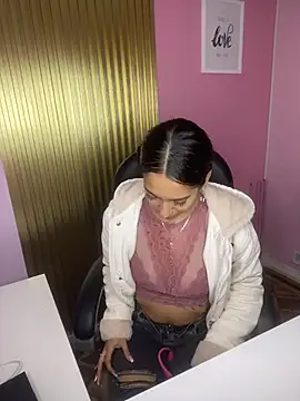 DulceLatinaxo online show from 07.16.26