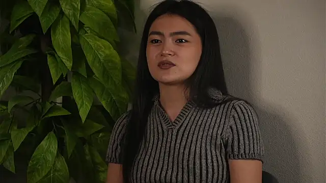 KatheKmiec online show from 04.08.26