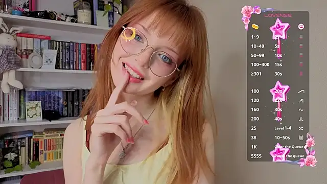 Snapshot of Lilyrin chatting on 06.04.26 Lilyrin online show from 06.04.26