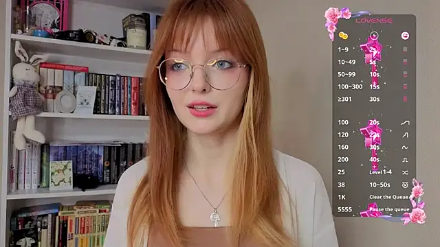 Snapshot of Lilyrin chatting on 06.06.26 Lilyrin online show from 06.06.26