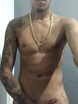 Snapshot of mauriciosouza02 chatting on 04.18.26 mauriciosouza02 online show from 04.18.26