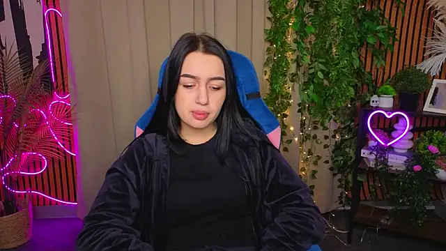 Snapshot of MargaretParker chatting on 04.12.26 MargaretParker online show from 04.12.26