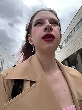 michelle lovique online show from 06.12.26