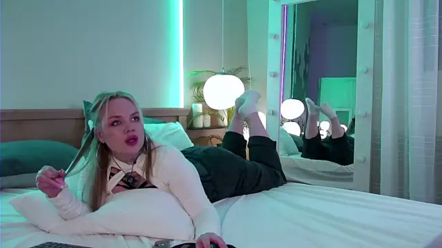 DashaNasha online show from 04.19.26