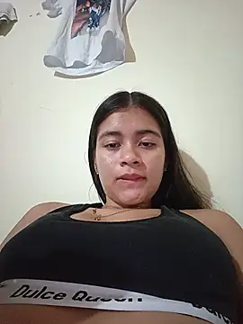Snapshot of Kloe_zaf chatting on 06.26.26 Kloe zaf online show from 06.26.26