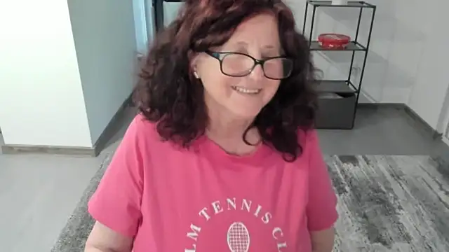 Snapshot of CatherineRowe chatting on 01.21.25 CatherineRowe online show from 01.21.25