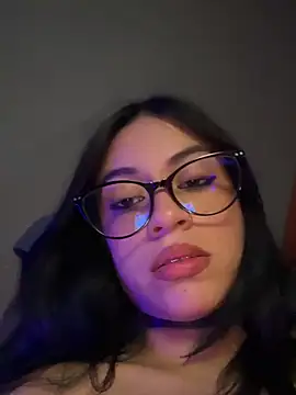 Snapshot of Kattze_ chatting on 07.17.26 Kattze online show from 07.17.26