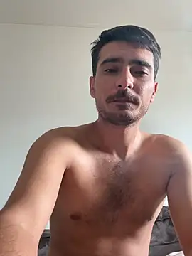 Snapshot of Serttssikici chatting on 07.23.26 Serttssikici online show from 07.23.26