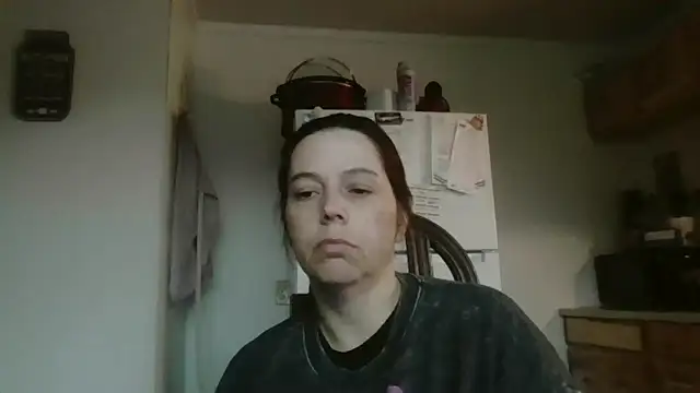 Snapshot of lily1982 chatting on 05.05.26 lily1982 online show from 05.05.26