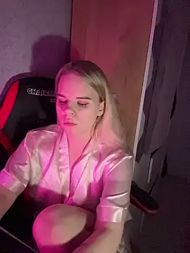 VioletEcho online show from 04.11.26