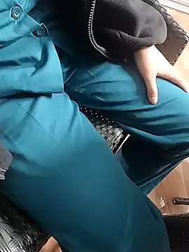 Ninilove 2k online show from 04.09.26