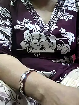 Snapshot of sexy_payal_hot chatting on 04.23.26 sexy payal hot online show from 04.23.26