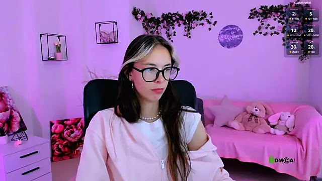 mia mooon  online show from 07.20.26
