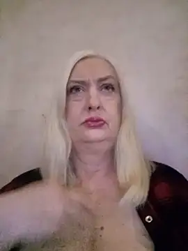 Snapshot of Julia20X chatting on 05.29.26 Julia20X online show from 05.29.26