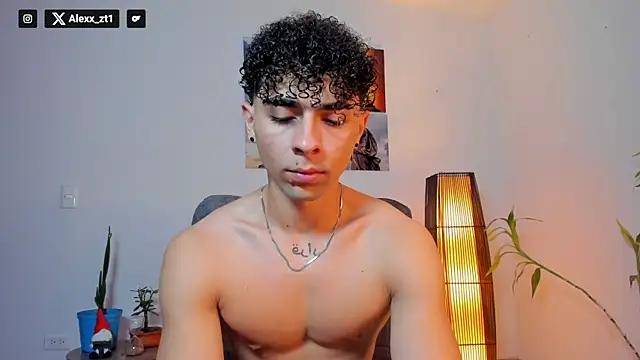 Snapshot of Alex_zt7 chatting on 07.18.26 Alex zt7 online show from 07.18.26