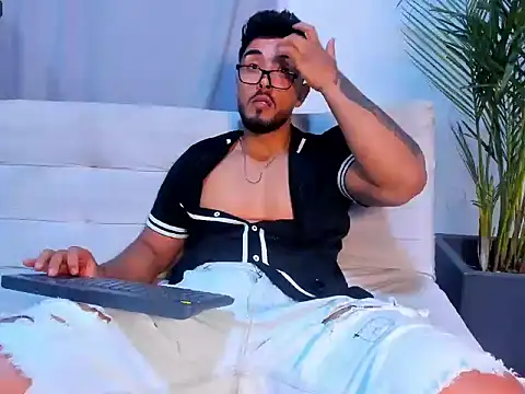 alangreek1 online show from 07.08.26