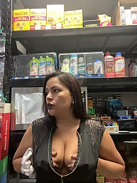 MIA ROSSEEE online show from 06.11.26