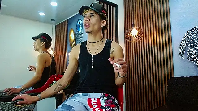 Skinny cute Alyer online show from 07.15.26