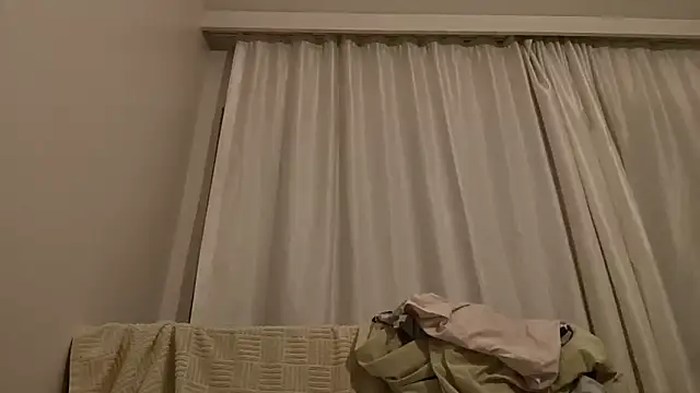 curvyflawed online show from 04.09.26