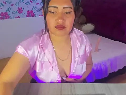 MedusaDivine online show from 04.14.26