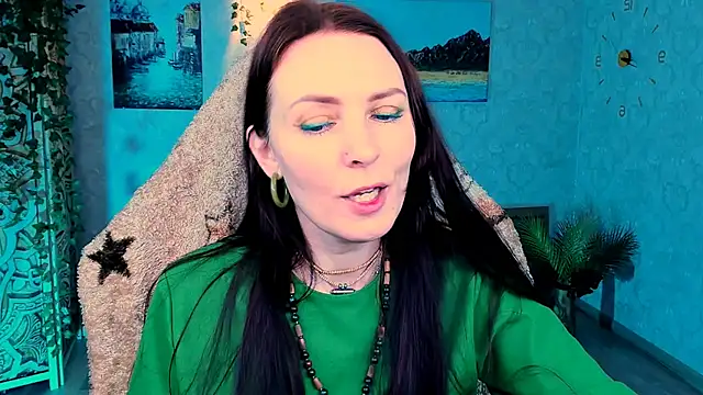 Snapshot of LanaRadiance chatting on 04.29.26 LanaRadiance online show from 04.29.26
