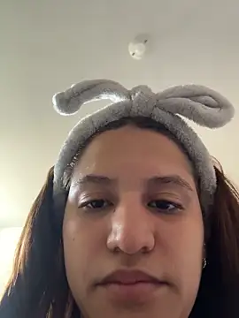 Snapshot of ViankaRose chatting on 06.15.26 ViankaRose online show from 06.15.26