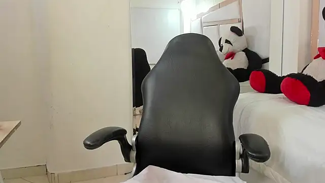 Snapshot of vanel_lope chatting on 05.16.26 vanel lope online show from 05.16.26