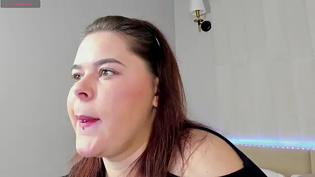 Snapshot of Lisa_Terry chatting on 05.16.26 Lisa Terry online show from 05.16.26