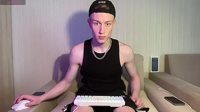 Travis Gracile online show from 05.03.26