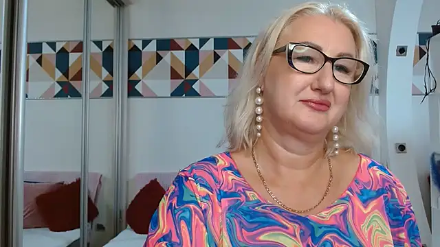 Snapshot of DianaFrances chatting on 07.03.26 DianaFrances online show from 07.03.26
