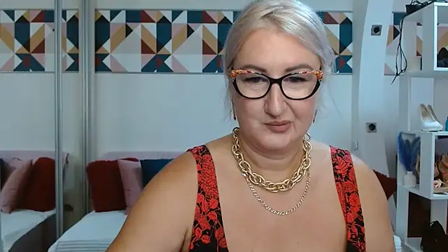 Snapshot of DianaFrances chatting on 07.08.26 DianaFrances online show from 07.08.26