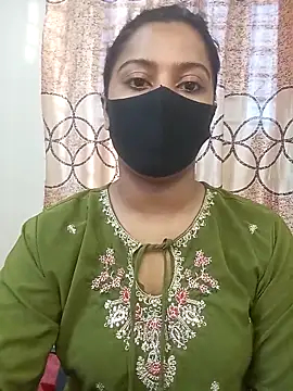 Snapshot of zareen_approach chatting on 04.24.26 zareen approach online show from 04.24.26