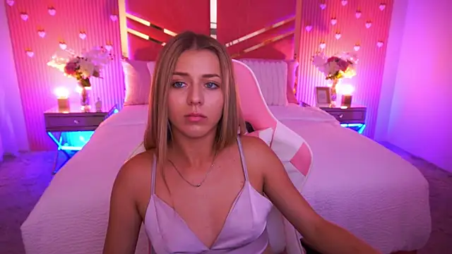 DoveLovee online show from 07.06.26