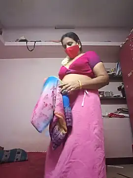 Snapshot of Tamilaunty35 chatting on 05.24.26 Tamilaunty35 online show from 05.24.26