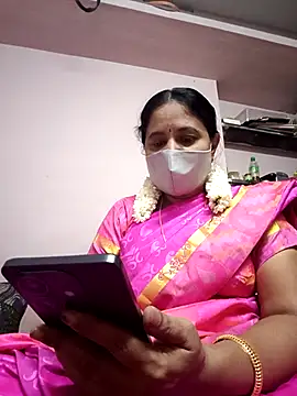 Snapshot of Tamilaunty35 chatting on 06.13.26 Tamilaunty35 online show from 06.13.26