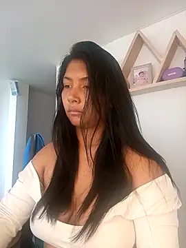 SaritaSC20 online show from 04.15.26