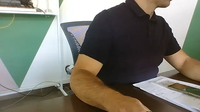 Snapshot of brunosso85ita chatting on 06.29.26 brunosso85ita online show from 06.29.26