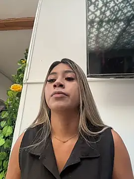 Kimmiebellarie online show from 06.25.26